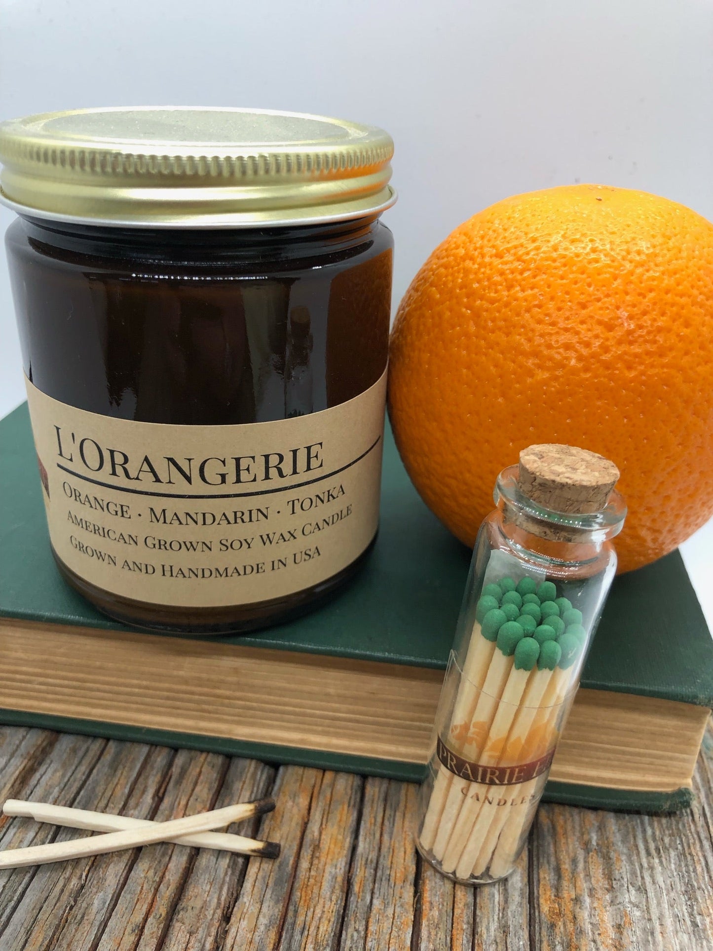 L'Orangerie Soy Candle | 9 oz Amber Apothecary Jar